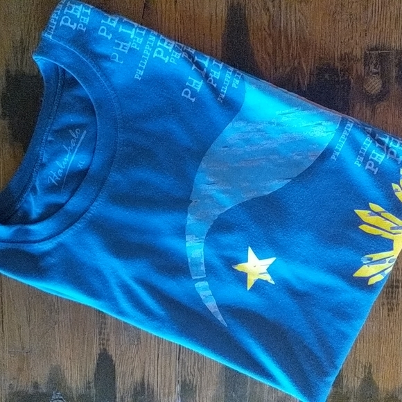 2/$5 Philippines Tee Sz XL - Picture 7 of 8